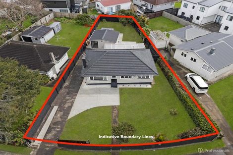 Photo of property in 11 Awatere Street, Clover Park, Auckland, 2023