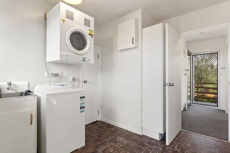 Photo of property in 20 Newham Place, Henderson, Auckland, 0612