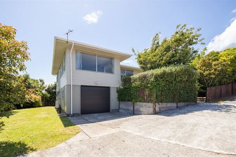 Photo of property in 27 Lomita Road, Johnsonville, Wellington, 6037