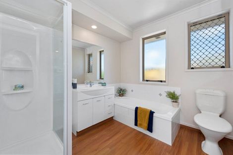 Photo of property in 22 Gardenia Close, Melville, Hamilton, 3206