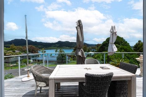 Photo of property in 12 Moana Drive, Tanners Point, Katikati, 3177