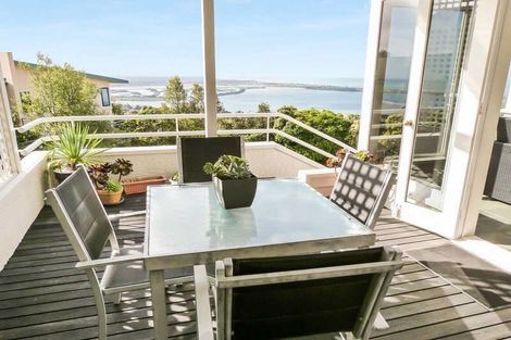 Photo of property in 27 Belleview Terrace, Mount Pleasant, Christchurch, 8081