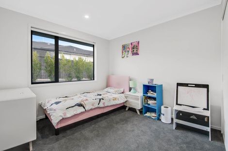 Photo of property in 83 Marellen Drive, Red Beach, 0932