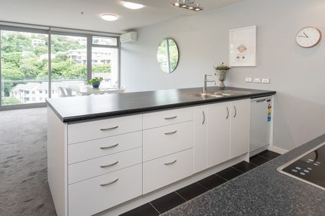 Photo of property in Montreaux Apartments, 8a/164 The Terrace, Wellington Central, Wellington, 6011