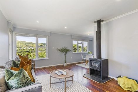 Photo of property in 12 Raroa Place, Pukerua Bay, 5026