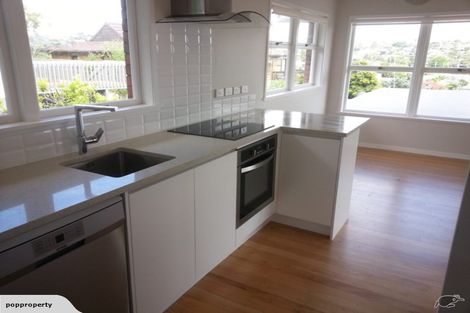 Photo of property in 1/7 Newhaven Terrace, Mairangi Bay, Auckland, 0630