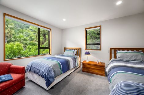 Photo of property in 5 Milton Terrace, Picton, 7220