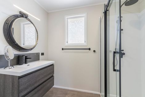 Photo of property in 229 Chartwell Avenue, Whangamata, 3620