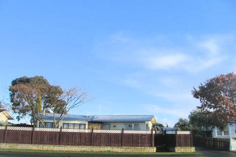 Photo of property in 221 Flaxmere Avenue, Flaxmere, Hastings, 4120