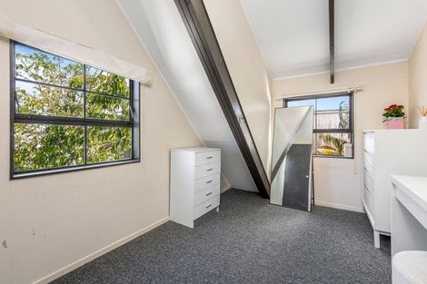 Photo of property in 486 Richardson Road, Mount Roskill, Auckland, 1041