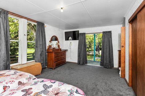 Photo of property in 1 Charlotte Street, Takapau, 4203