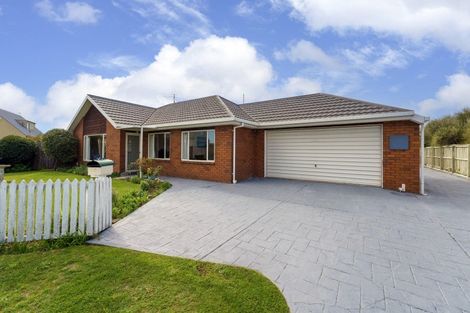 Photo of property in 17 Seascape Gardens, Bromley, Christchurch, 8062