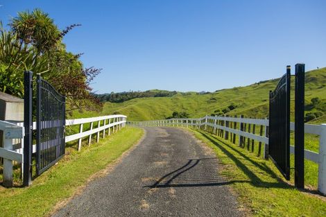 Photo of property in 153 Wheatstone Road, Wainui, Gisborne, 4073