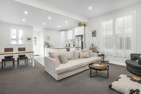 Photo of property in 16 Herald Street, Berhampore, Wellington, 6023