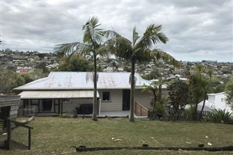 Photo of property in 17 Theban Place, Totara Vale, Auckland, 0629