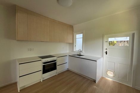 Photo of property in 346 Whangaparaoa Road, Stanmore Bay, Whangaparaoa, 0932