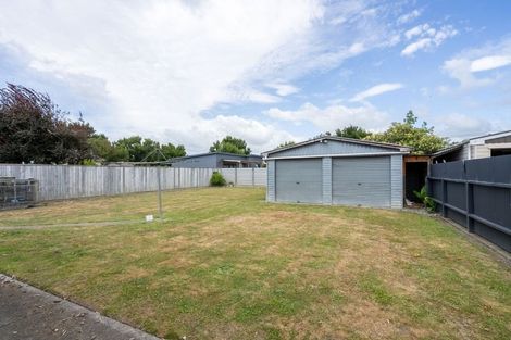 Photo of property in 18 Exeter Crescent, Takaro, Palmerston North, 4412