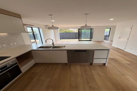 Photo of property in 41 Shortt Avenue, Mangere Bridge, Auckland, 2022