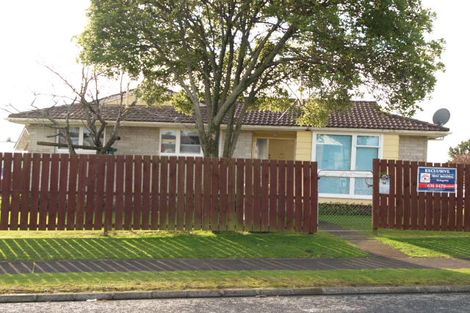 Photo of property in 54 Chelburn Crescent, Mangere East, Auckland, 2024