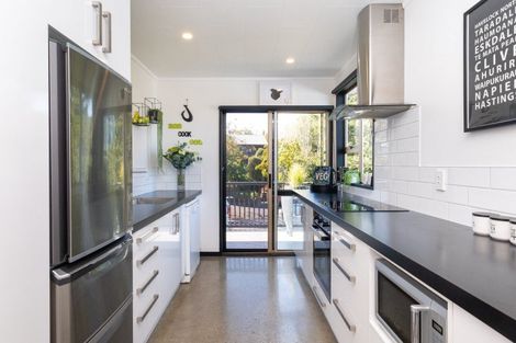 Photo of property in 13c Lovat Street, Havelock North, 4130