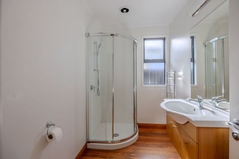 Photo of property in 208 Warren Street, Wanaka, 9305