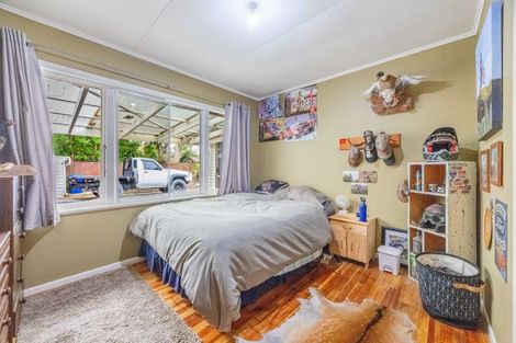 Photo of property in 11 Holden Avenue, Haumoana, 4102