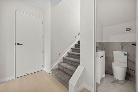 Photo of property in 17 Bremner Ridge Street, Flat Bush, Auckland, 2019