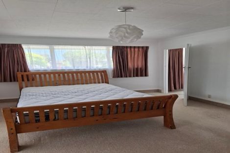 Photo of property in 34 Centreway Road, Orewa, 0931