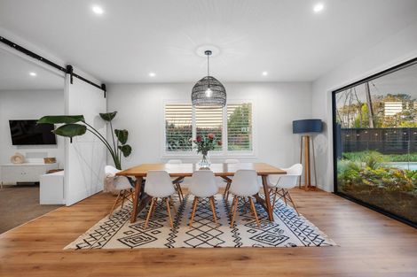 Photo of property in 92 Durey Road, Dairy Flat, Albany, 0792