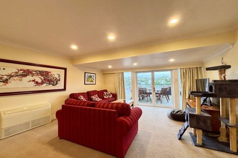 Photo of property in 18 Karachi Crescent, Khandallah, Wellington, 6035