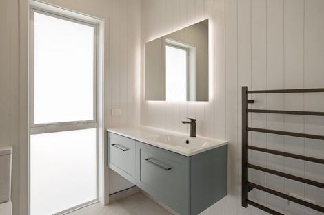 Photo of property in 156 Kupe Drive, Whitianga, 3510