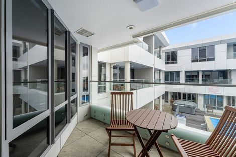 Photo of property in Anchorage Apartments, 317/36 Victoria Road, Mount Maunganui, 3116