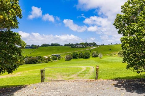 Photo of property in 249 Barrier View Road, Mangawhai, 0573