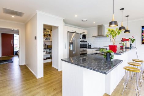 Photo of property in 79 Mawai Hakona Drive, Wallaceville, Upper Hutt, 5018