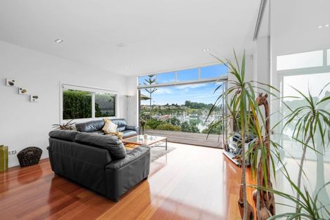 Photo of property in 81 Pine Harbour Parade, Beachlands, Auckland, 2018