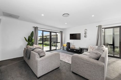 Photo of property in 13 Lavinias Way, Chartwell, Hamilton, 3210