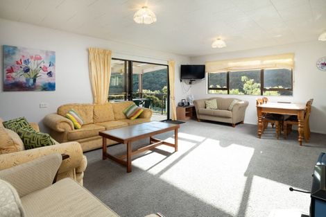 Photo of property in 12 Field Terrace, Okiwi Bay, French Pass, 7193
