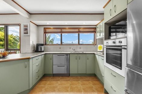 Photo of property in 97 John Downs Drive, Browns Bay, Auckland, 0630