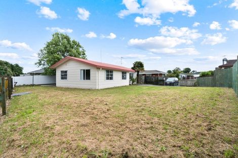 Photo of property in 28 Trimdon Street, Randwick Park, Auckland, 2105