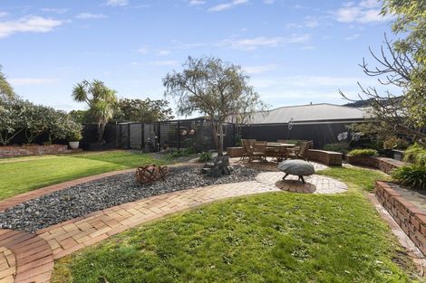 Photo of property in 9 Oak Street, Ebdentown, Upper Hutt, 5018