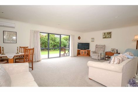 Photo of property in 1a Oakridge Drive, Kerikeri, 0230