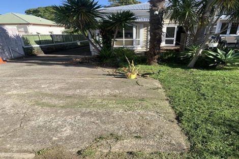 Photo of property in 40 Cromwell Street, Mount Eden, Auckland, 1024