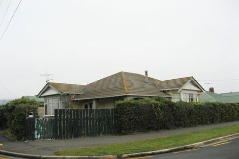 Photo of property in 112 Victoria Road, Saint Kilda, Dunedin, 9012