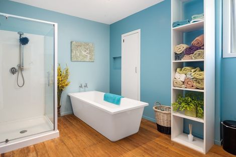 Photo of property in 9 Lincoln Street, Picton, 7220