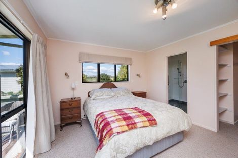 Photo of property in 136 Newbury Line, Newbury, Palmerston North, 4478