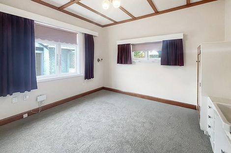 Photo of property in 19 Brightwater Terrace, Terrace End, Palmerston North, 4410