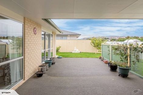 Photo of property in 2 Bridford Way, Paraparaumu, 5032