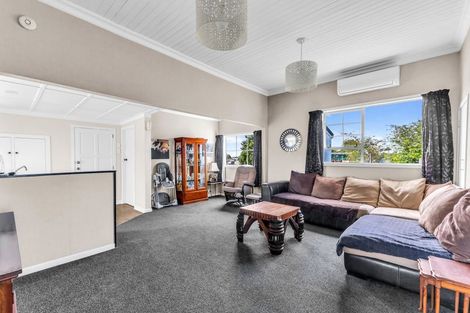 Photo of property in 122 Cordelia Street, Stratford, 4332