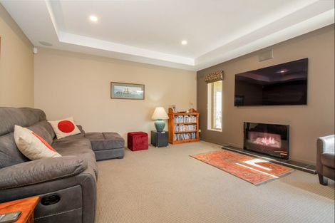 Photo of property in 3 Sandpiper Place, Waimairi Beach, Christchurch, 8083