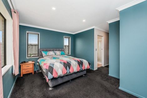 Photo of property in 6 Lady Isaac Drive, Rolleston, 7615